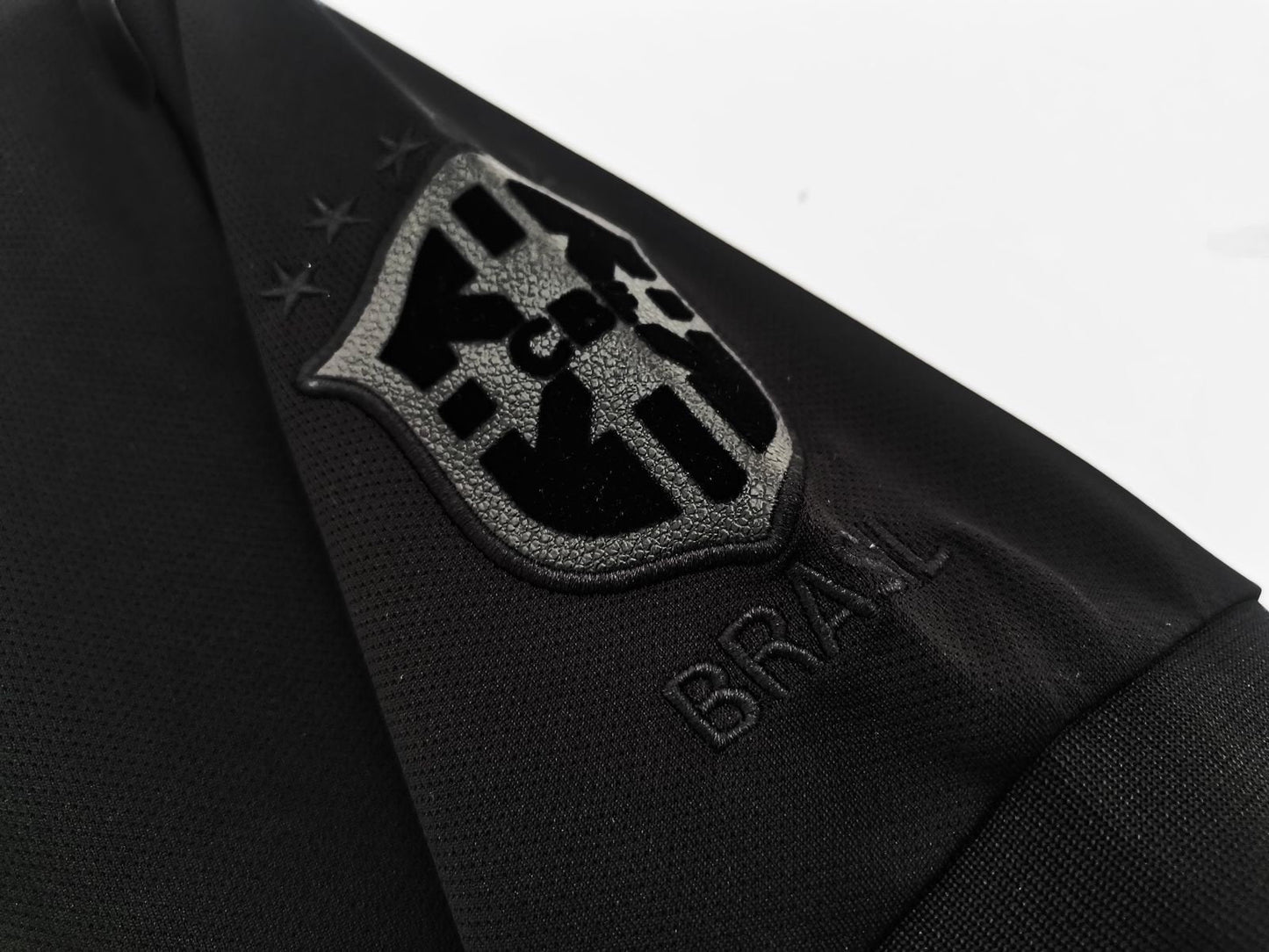 Retro Brazil black Out