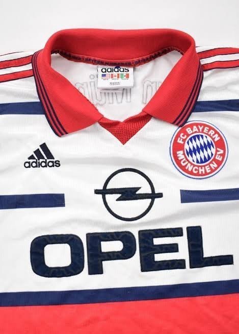 RETRO Bayern away 1999
