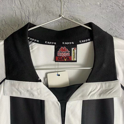 Retro Juventus Home 97/98
